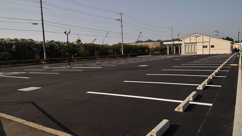 やすらぎホール津名　駐車場